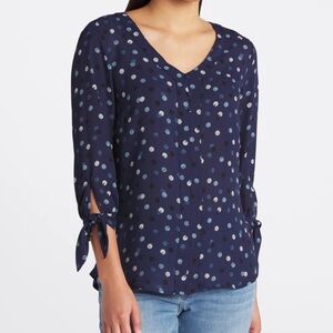 Stitch Fix  New Fortune + Ivy Top Navy/Blue& White Dots size